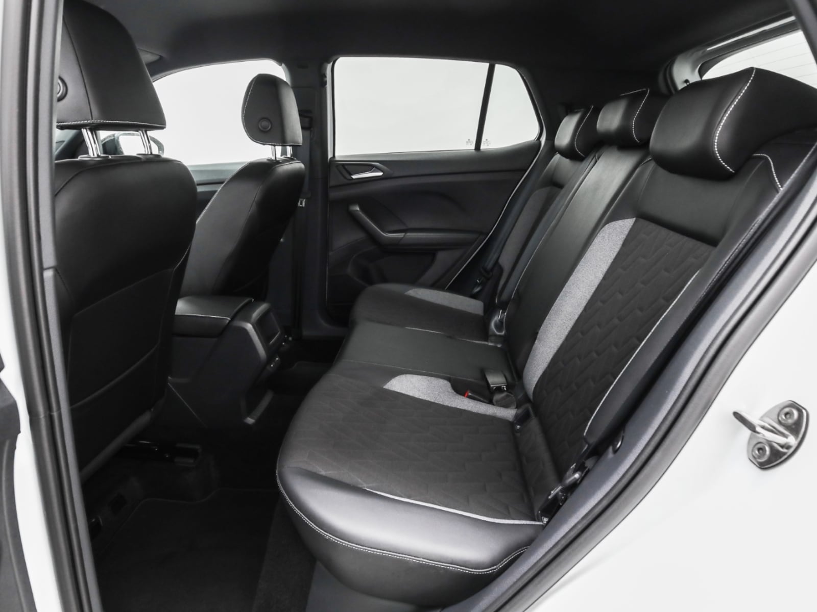 Volkswagen T-Cross – Bild 12