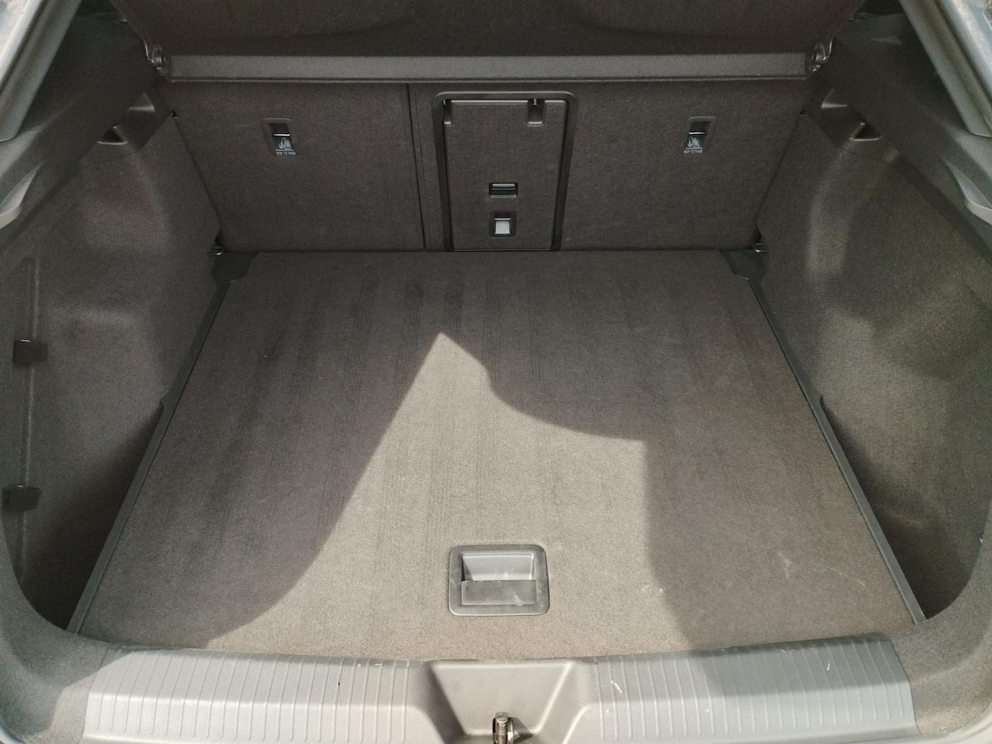 CUPRA Tavascan 77kWh VZ Dual Motor AWD 250 kW (340 CV) — photo 7
