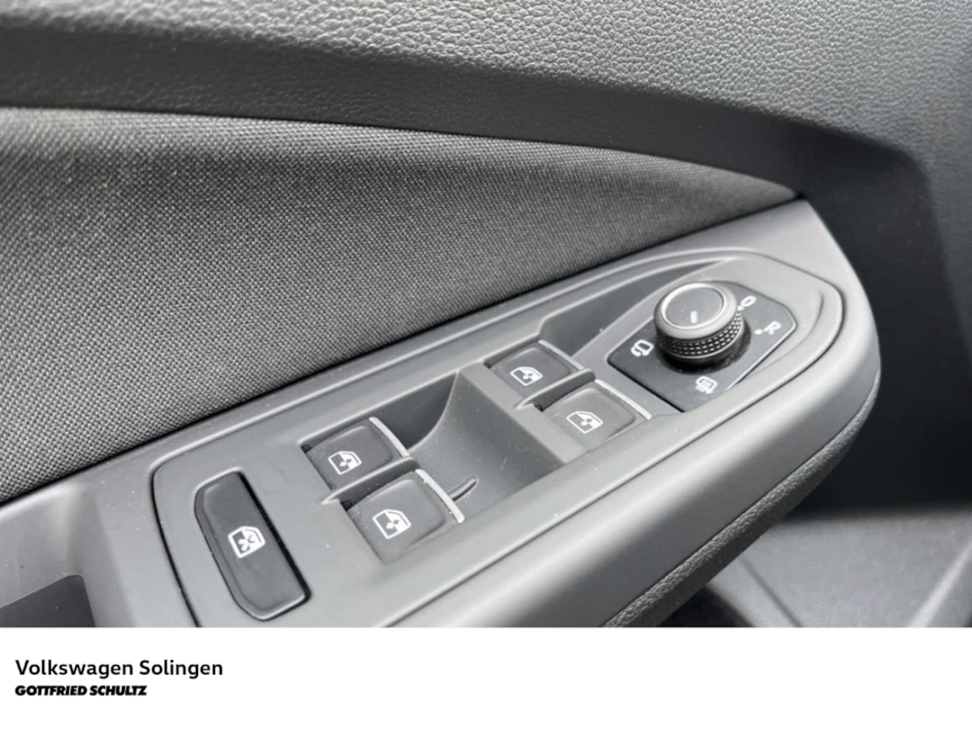Volkswagen Golf United