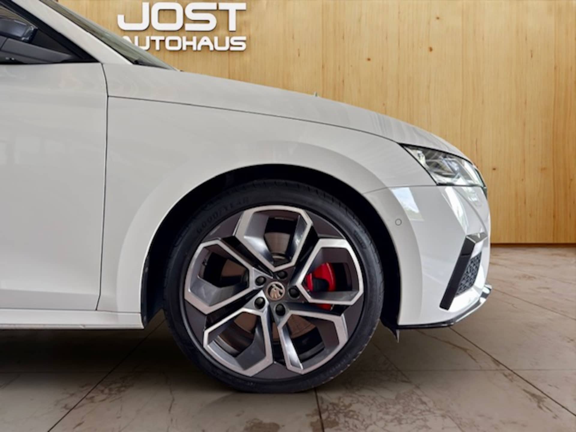 Skoda Octavia Combi RS PLUS