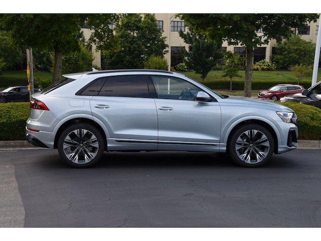 2025 Audi Q8