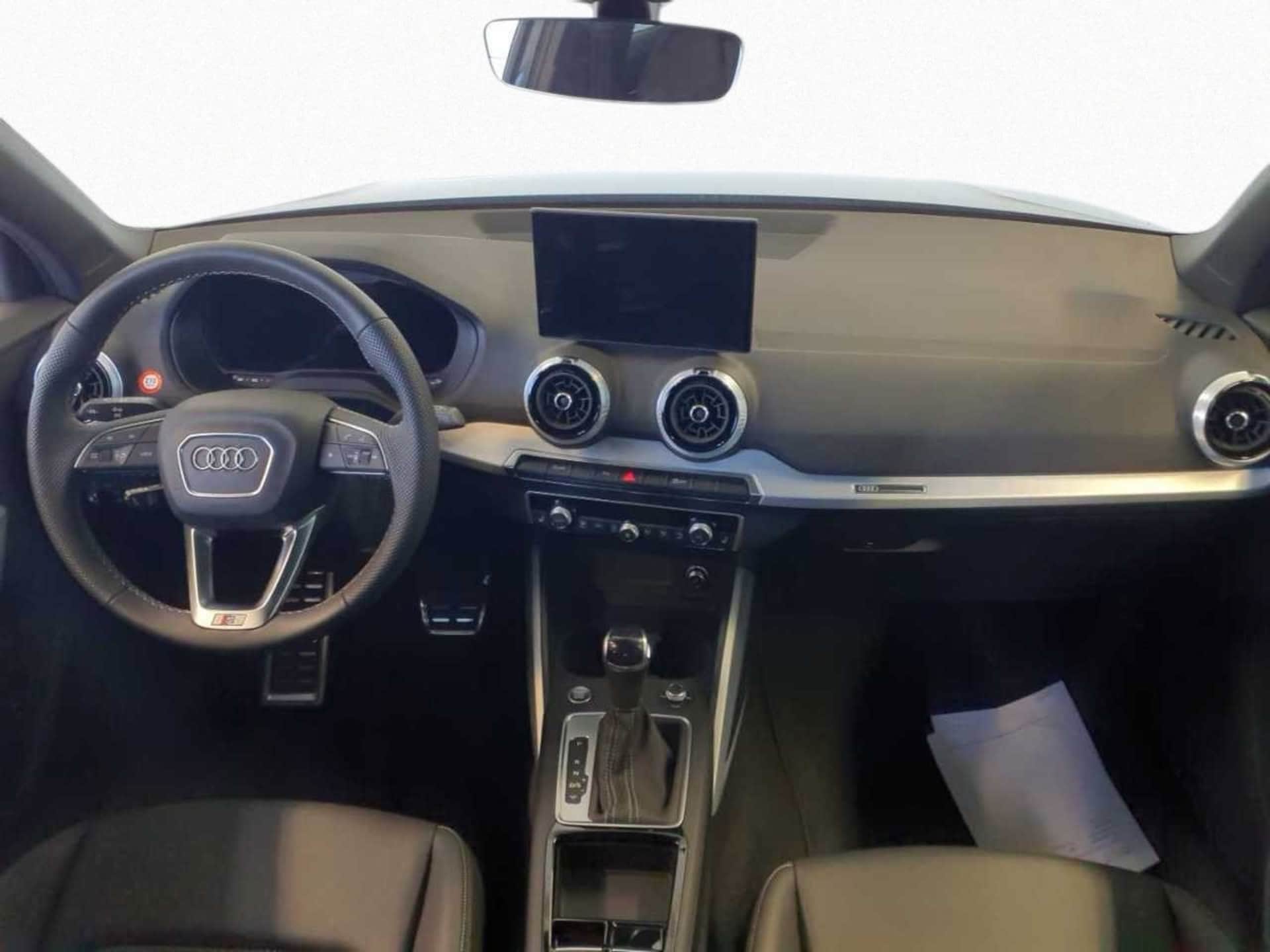 Audi Q2 S line