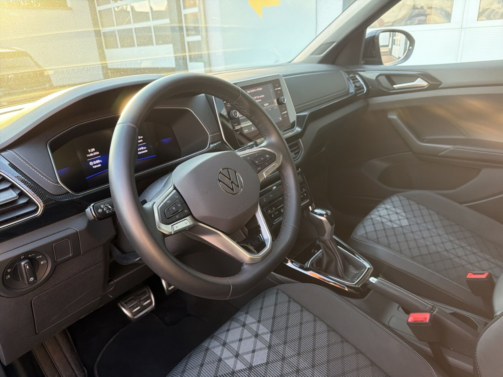 Volkswagen T-Cross – Bild 10