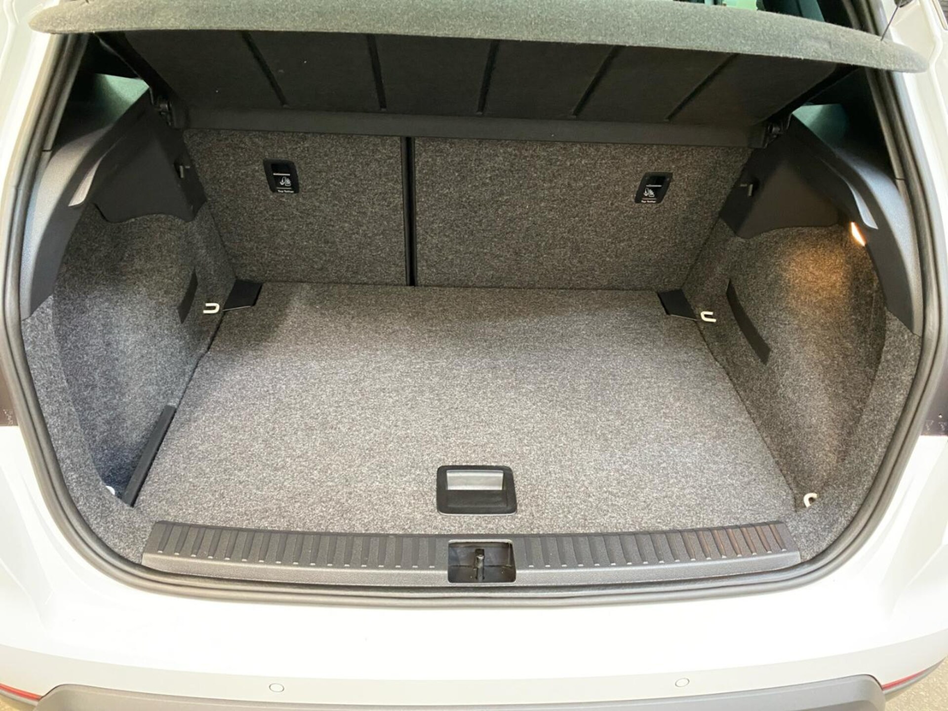 SEAT Arona FR