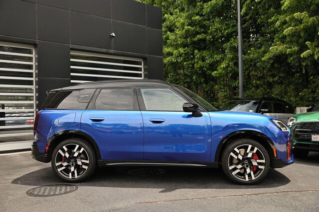 2025 MINI Countryman