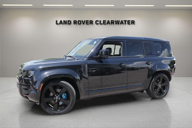Photo of 2022 Land Rover Defender