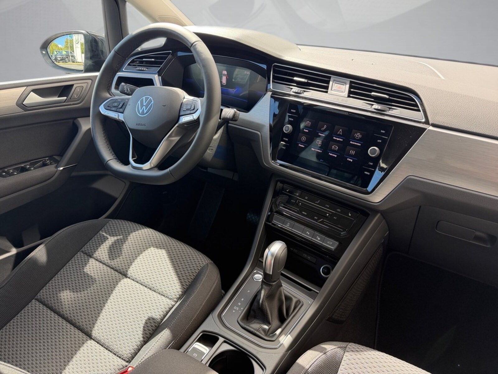 Volkswagen Touran – Bild 12