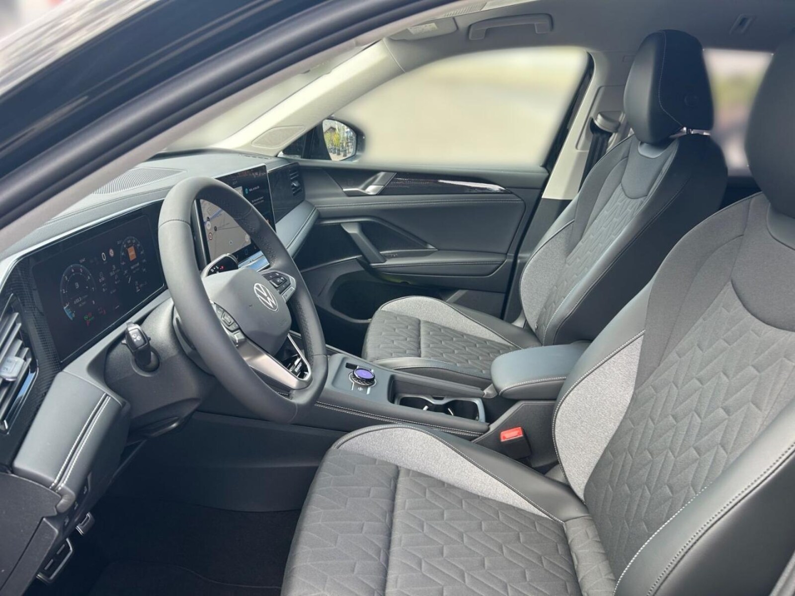 Volkswagen Tiguan – Bild 8