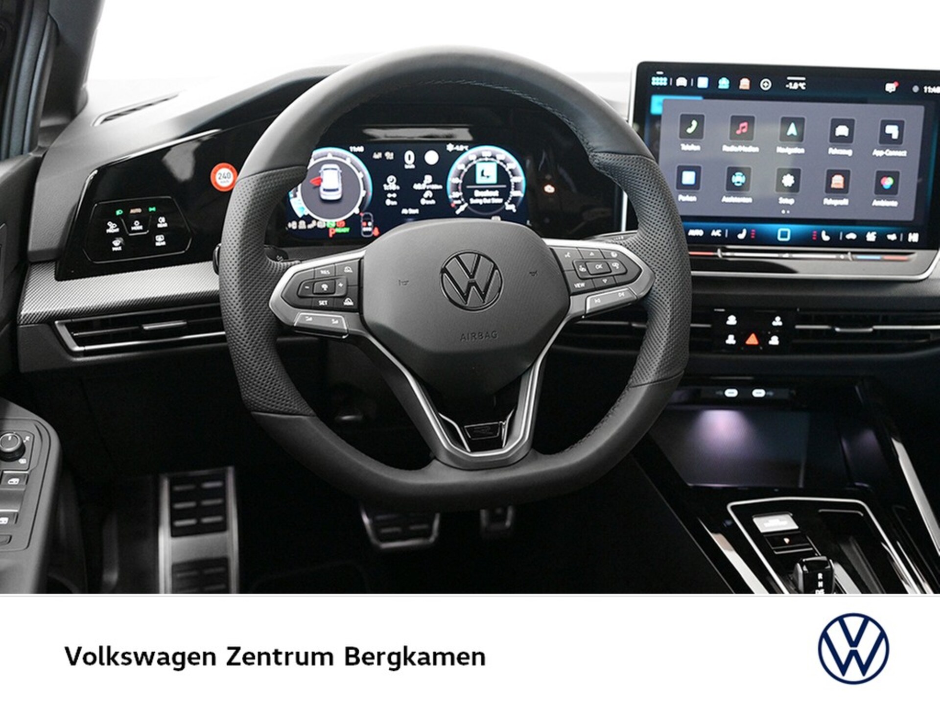 Volkswagen Golf R-Line