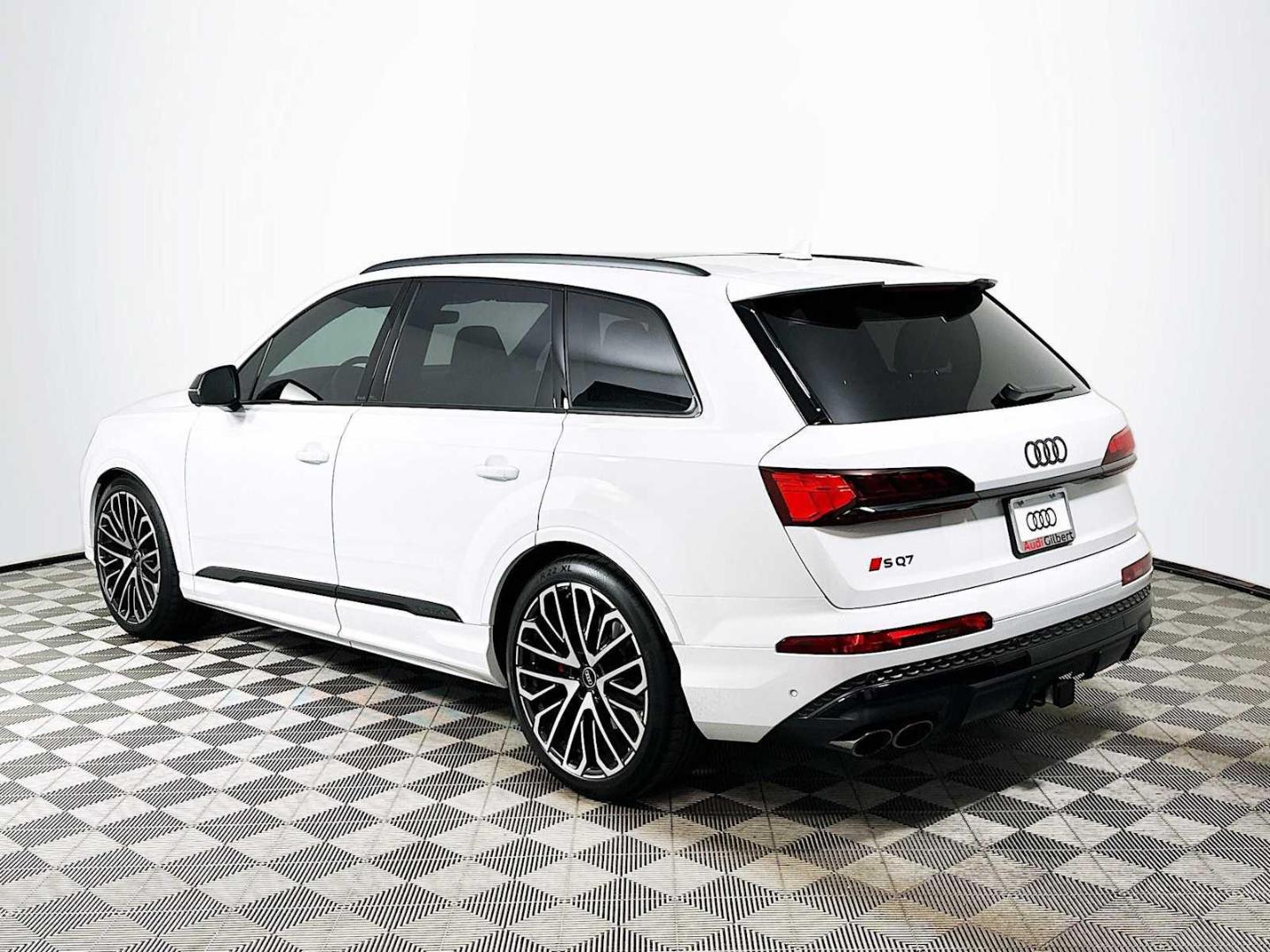 2026 Audi SQ7 Prestige - Photo 5
