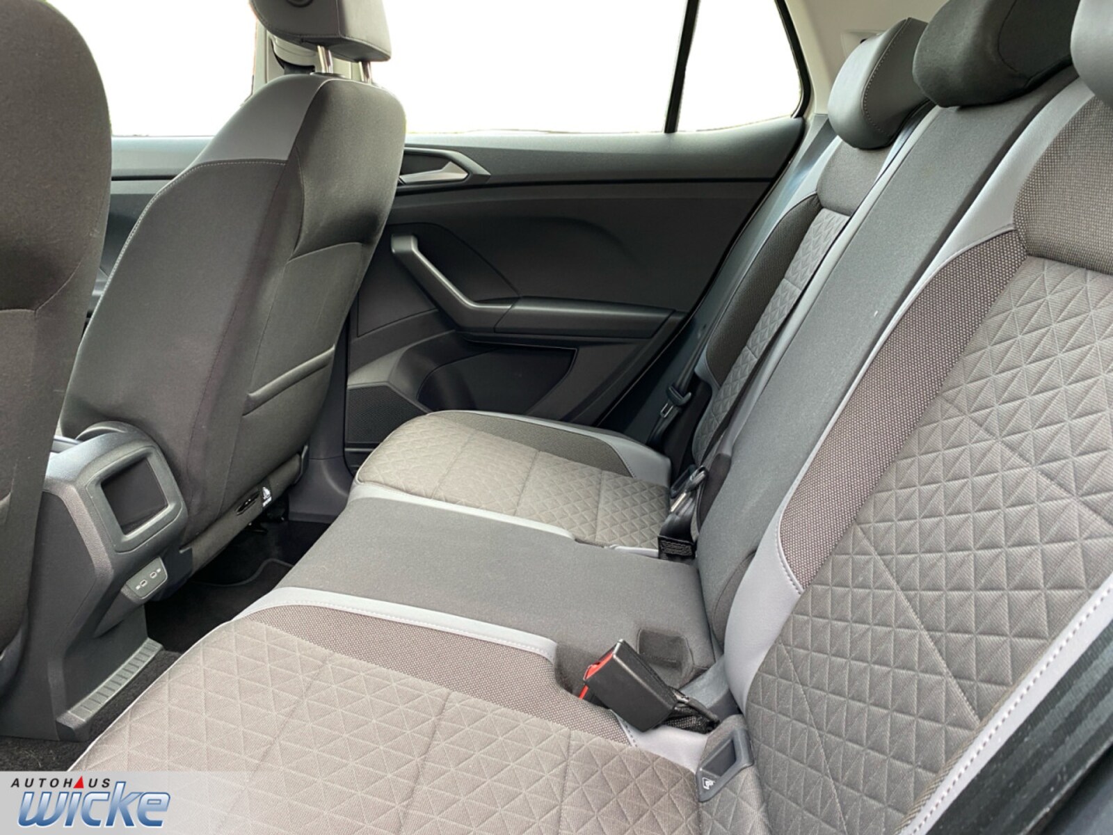 Volkswagen T-Cross – Bild 12