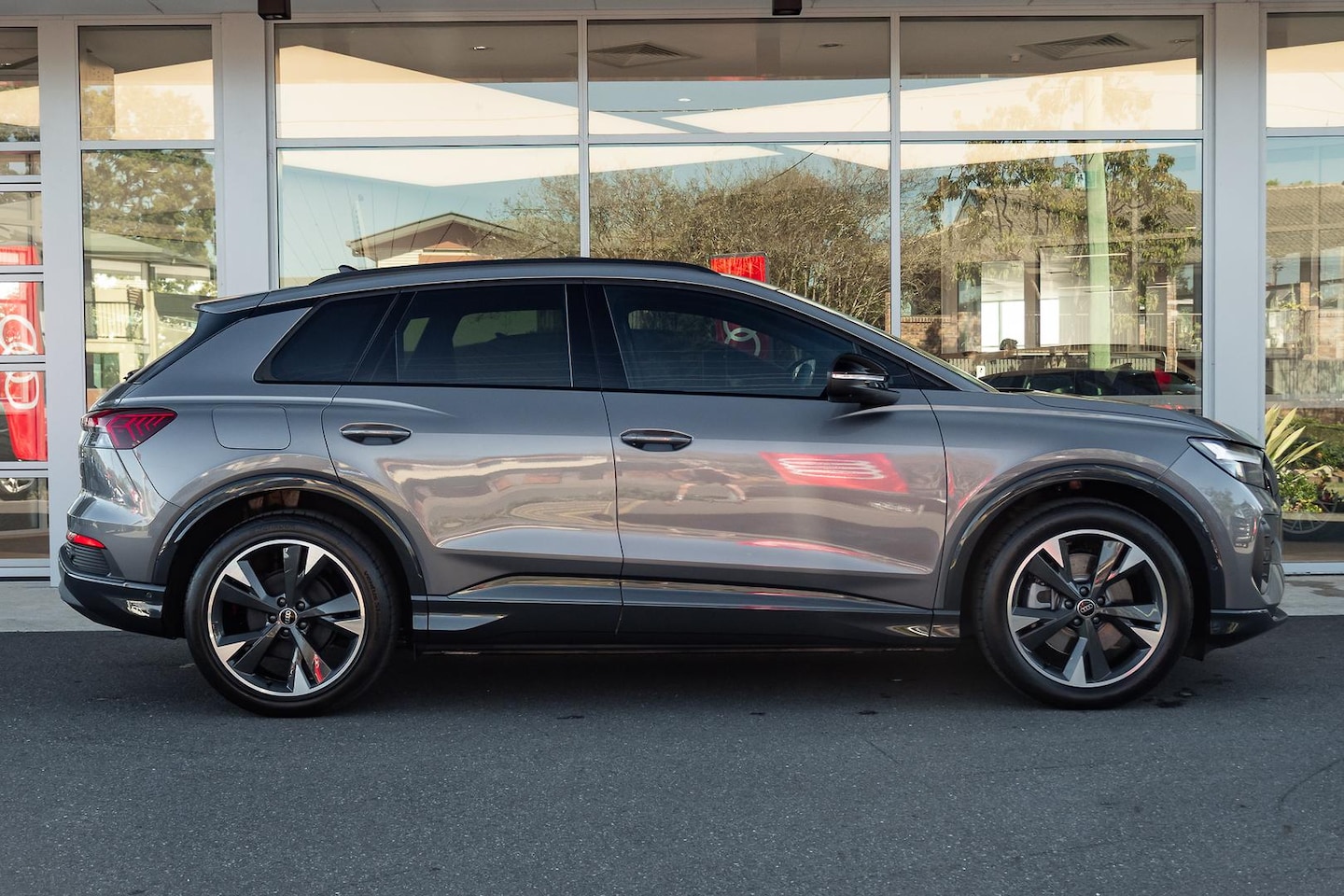 Image about Audi Q4 e-tron e-tron