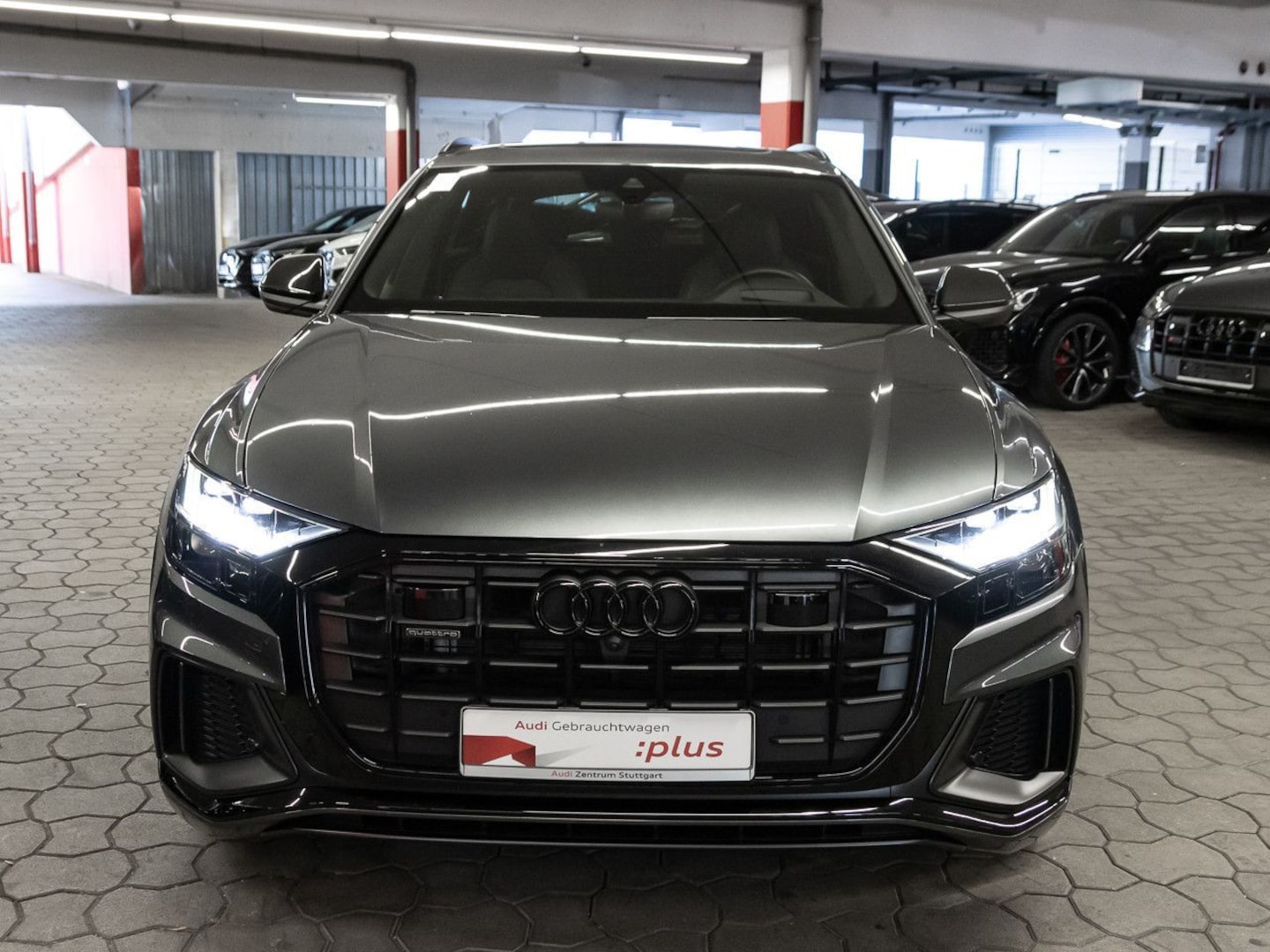 Bild über Audi Q8 competition plus 50 TDI quattro tiptronic - für weitere Informationen kontaktieren Sie den Audi Partner