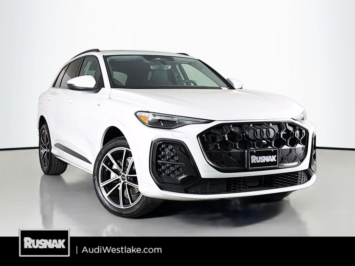 2026 Audi Q5 Premium Plus quattro's photo