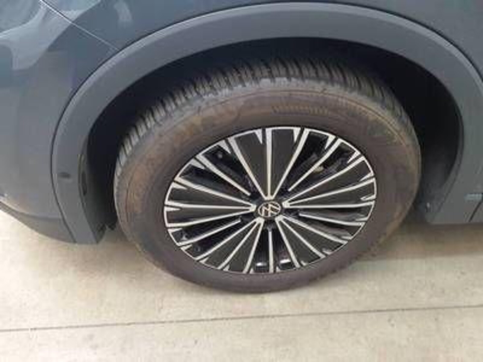 Volkswagen Tiguan – Bild 4
