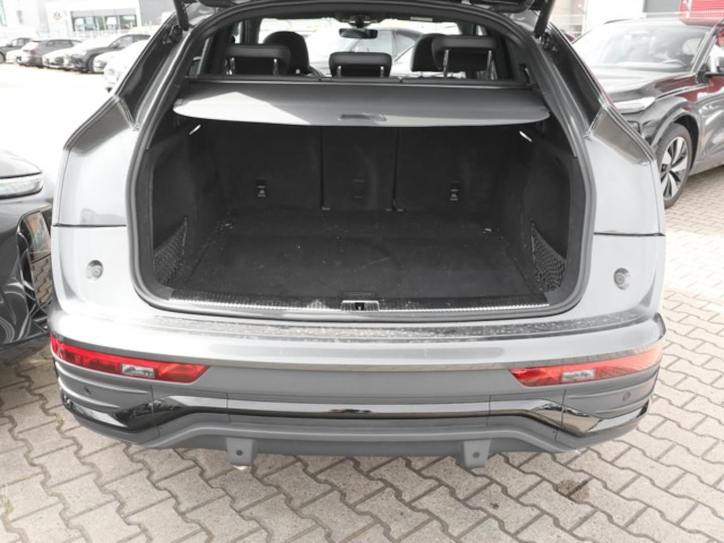Bild über Audi Q5 Sportback 40 TDI quattro S tronic - für weitere Informationen kontaktieren Sie den Audi Partner