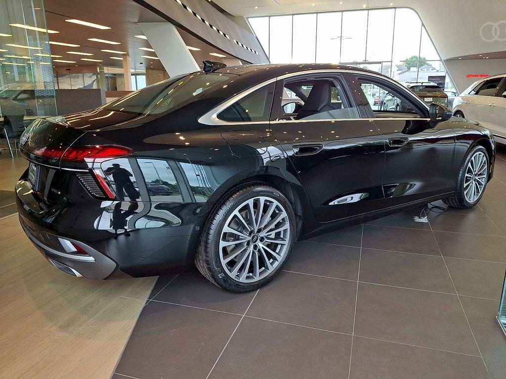 2026 Audi A6 Premium Plus - Photo 7