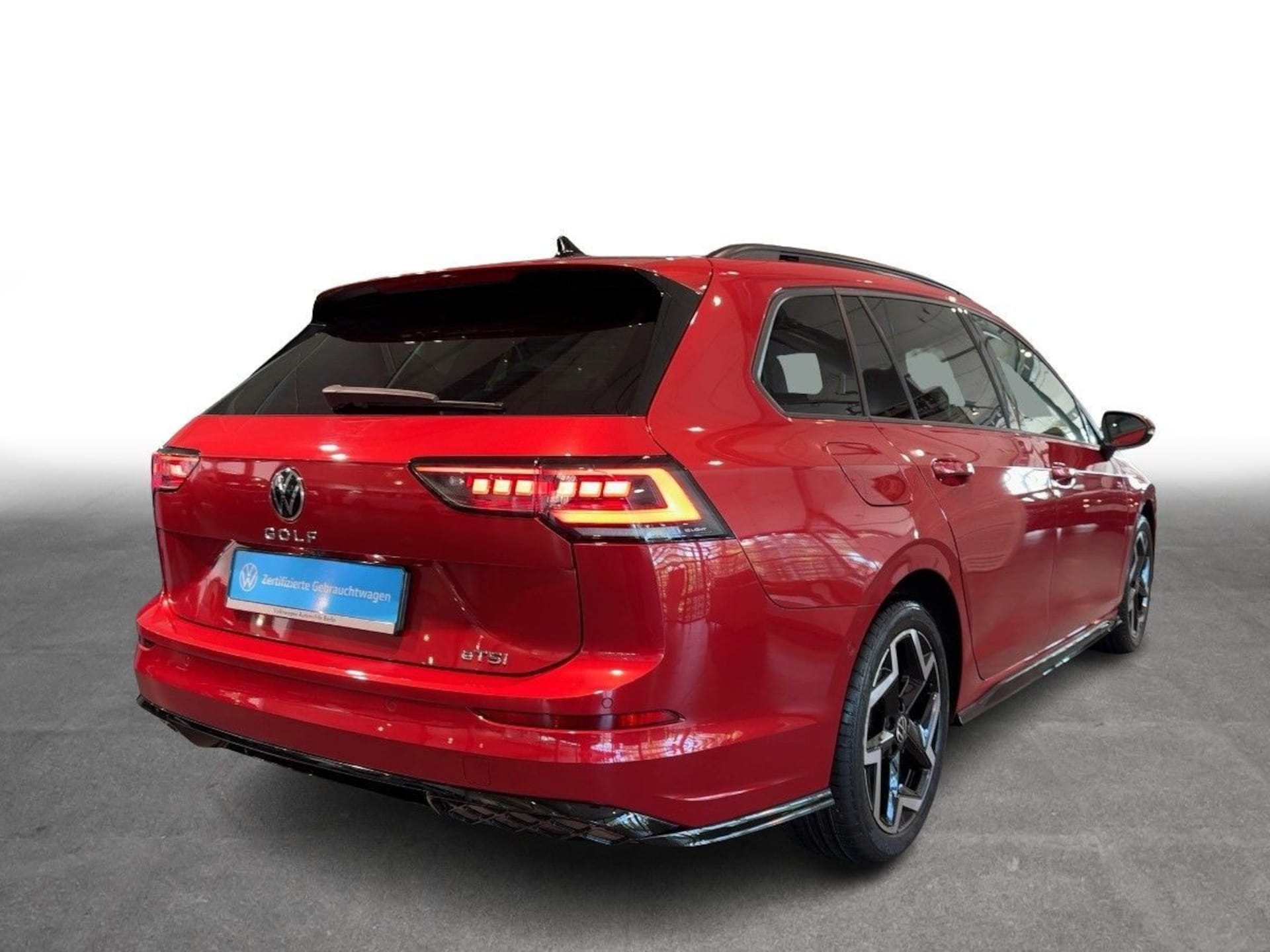 Volkswagen Golf Variant R-Line