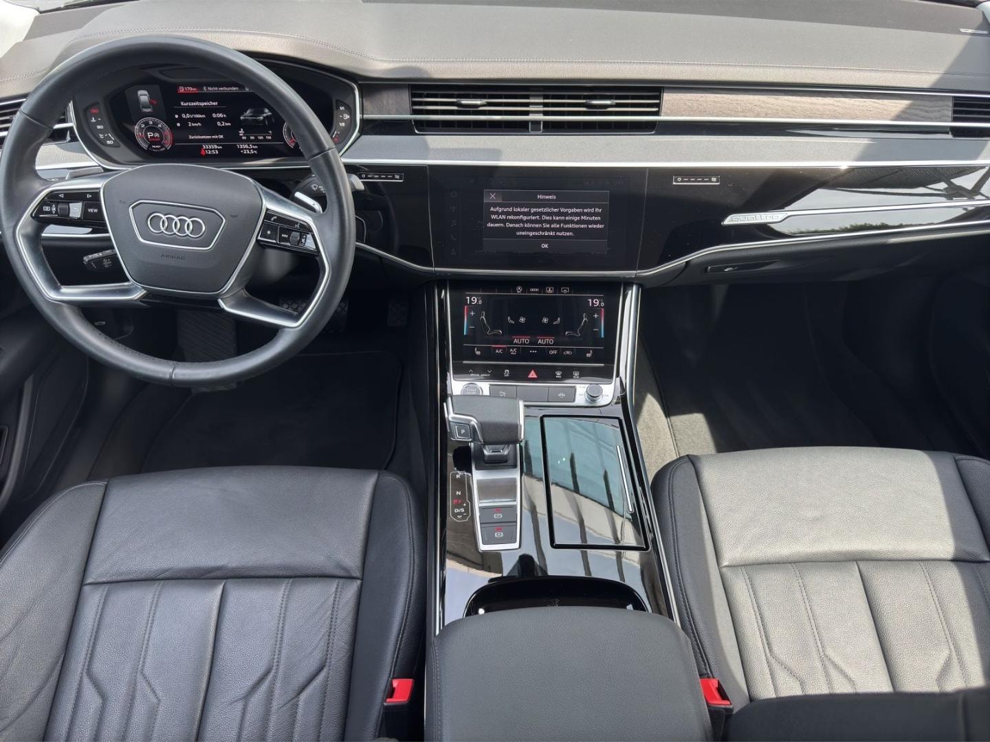 Bild über Audi A8 50 TDI quattro tiptronic - für weitere Informationen kontaktieren Sie den Audi Partner