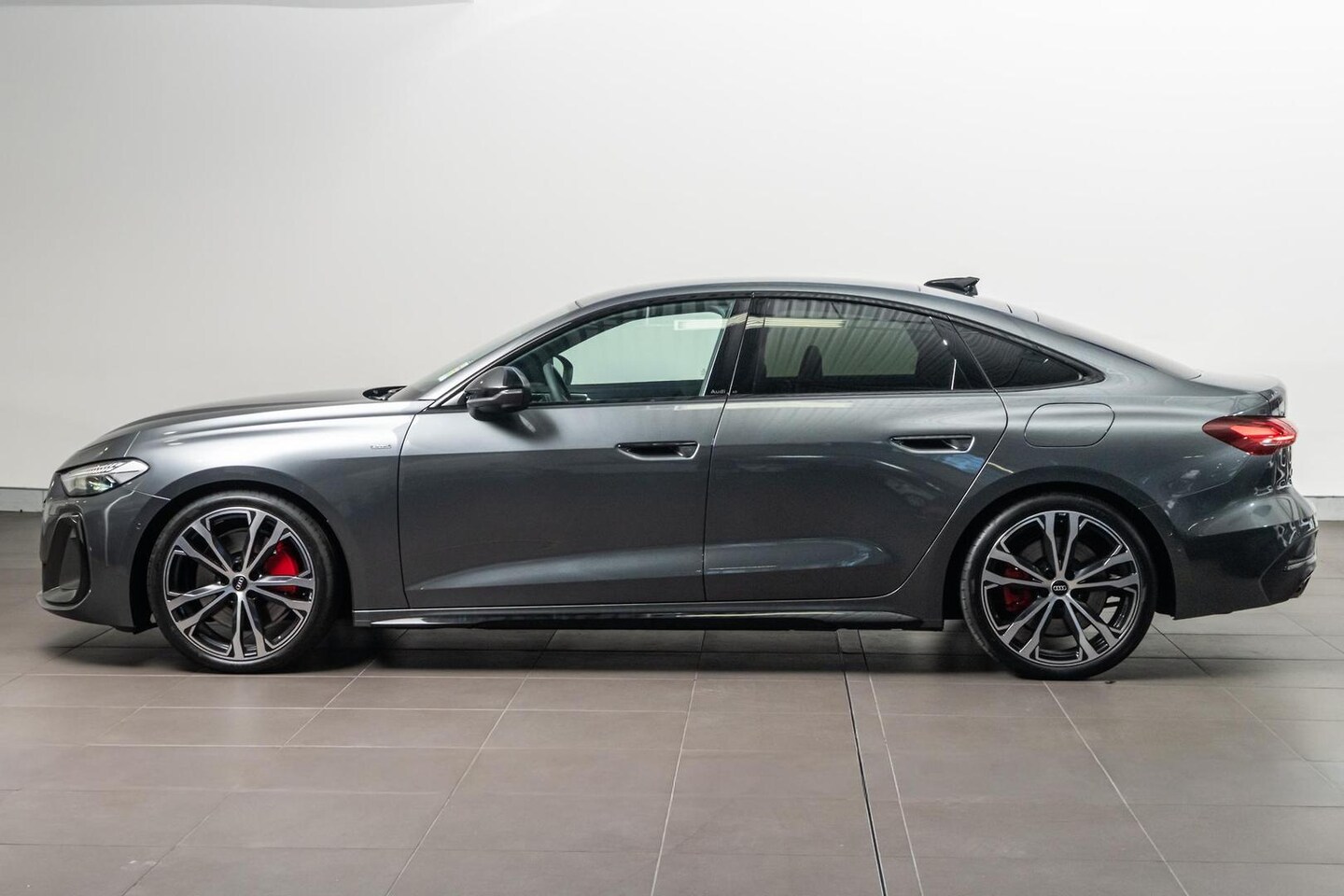 Image about Audi A5 Sedan TFSI e e-hybrid quattro 270 kW S tronic