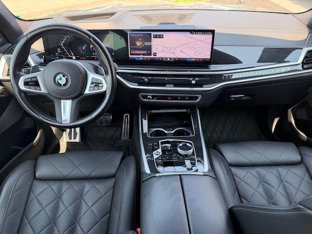 2024 BMW X7