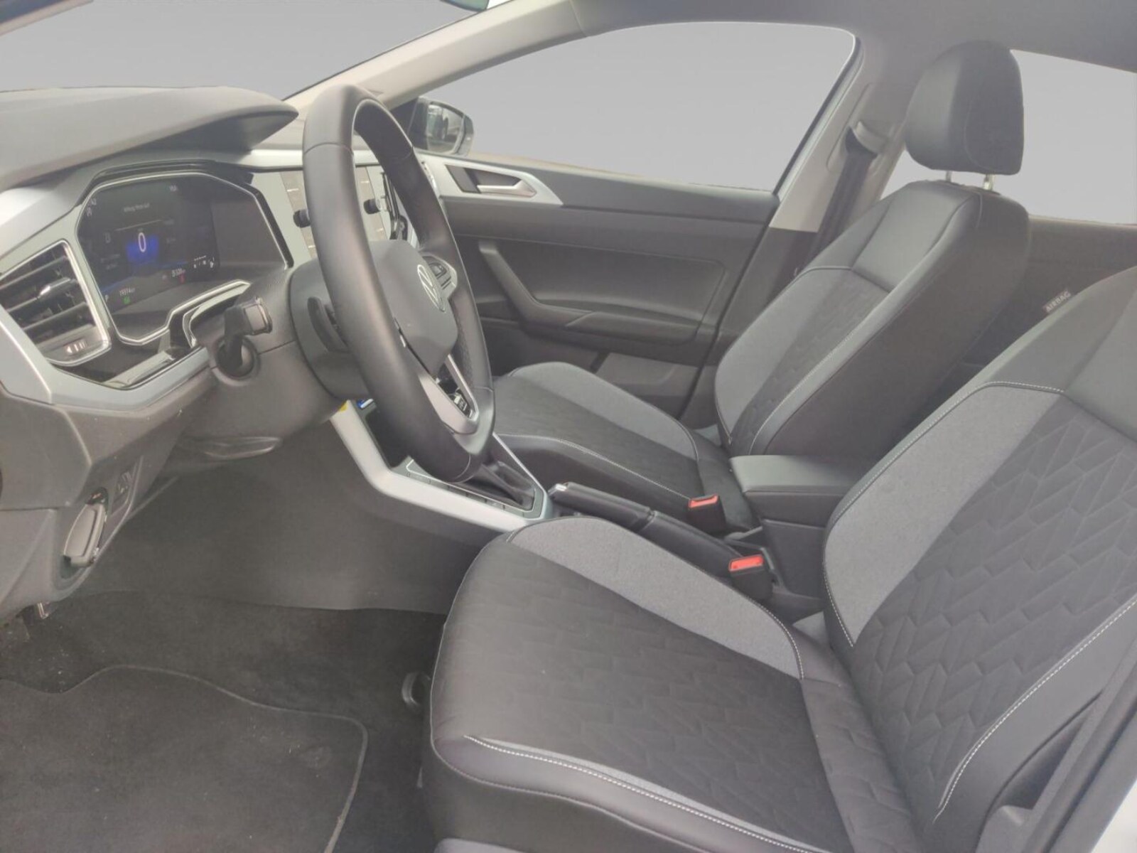 Volkswagen Polo – Bild 12