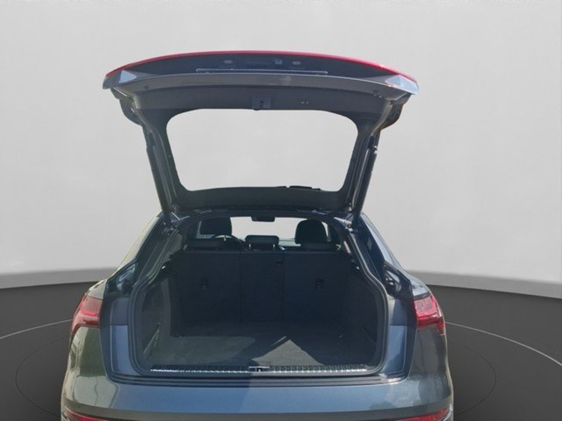 Audi Q8 Sportback e-tron S line