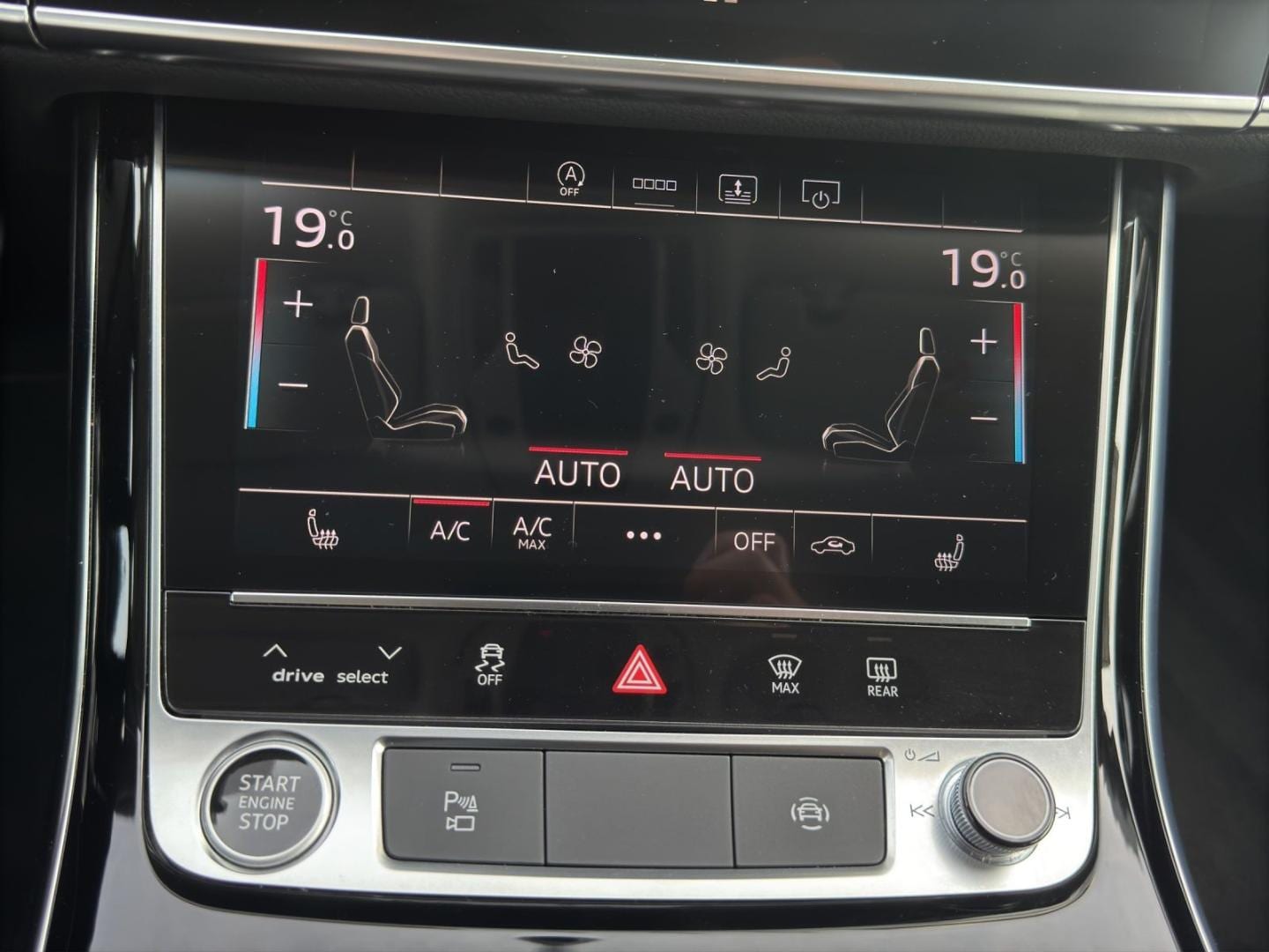 Bild über Audi A8 50 TDI quattro tiptronic - für weitere Informationen kontaktieren Sie den Audi Partner