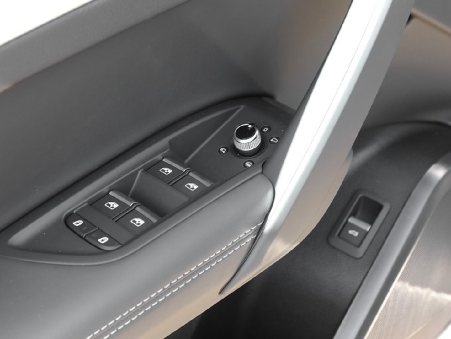 Bild über Audi Q5 40 TDI quattro S tronic - für weitere Informationen kontaktieren Sie den Audi Partner