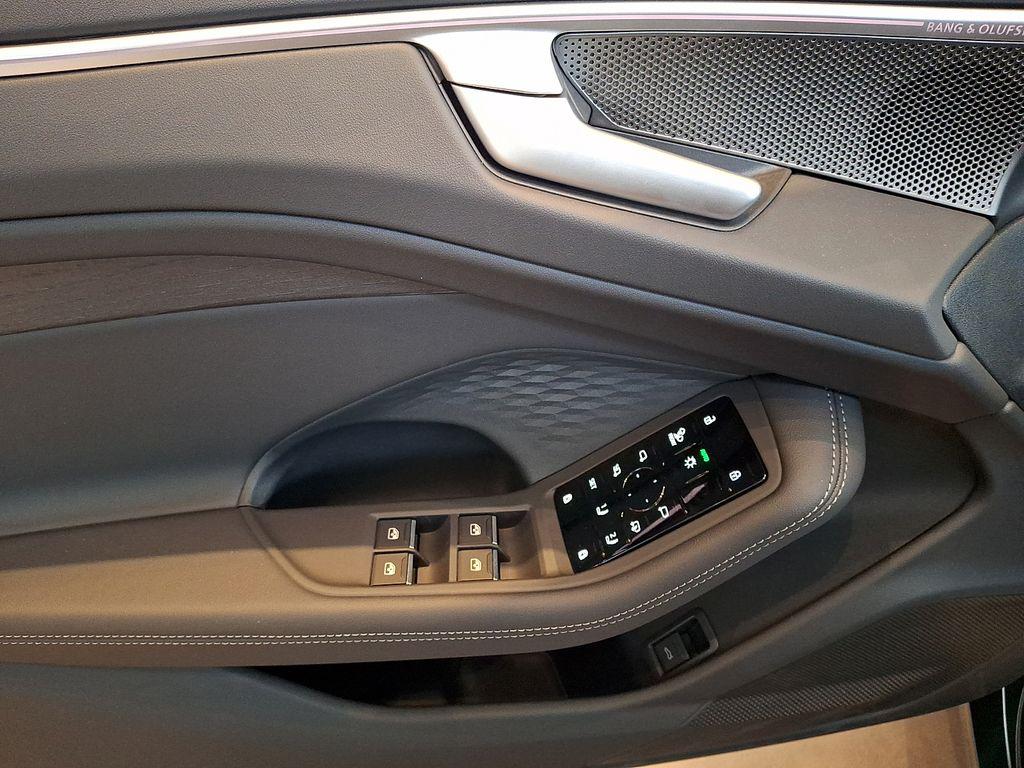 2026 Audi A6 Premium Plus - Photo 10