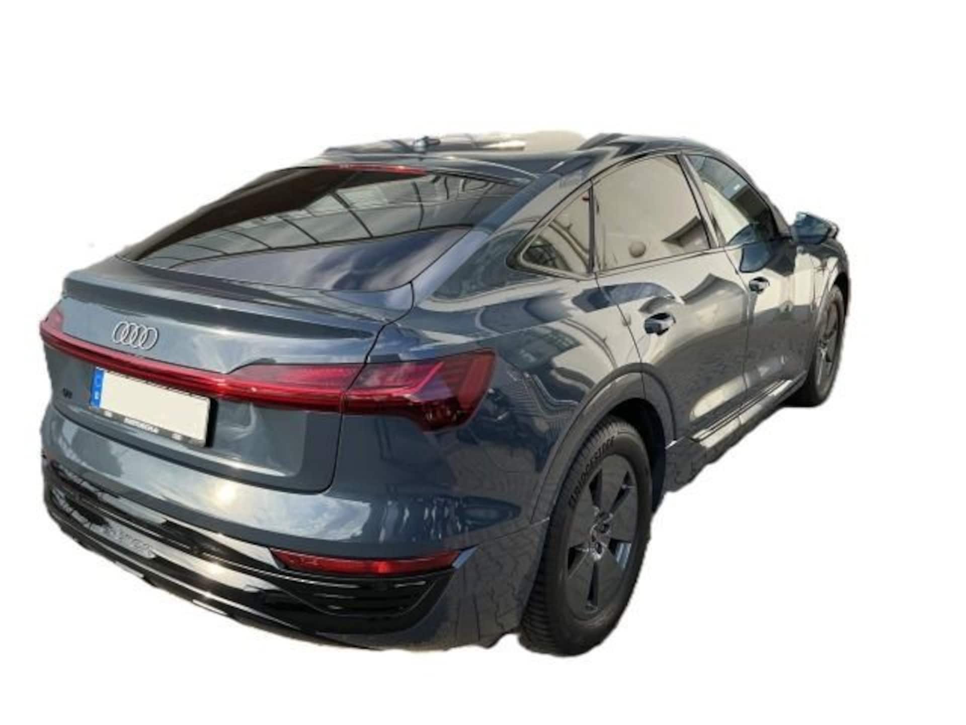Audi Q8 Sportback e-tron Advanced