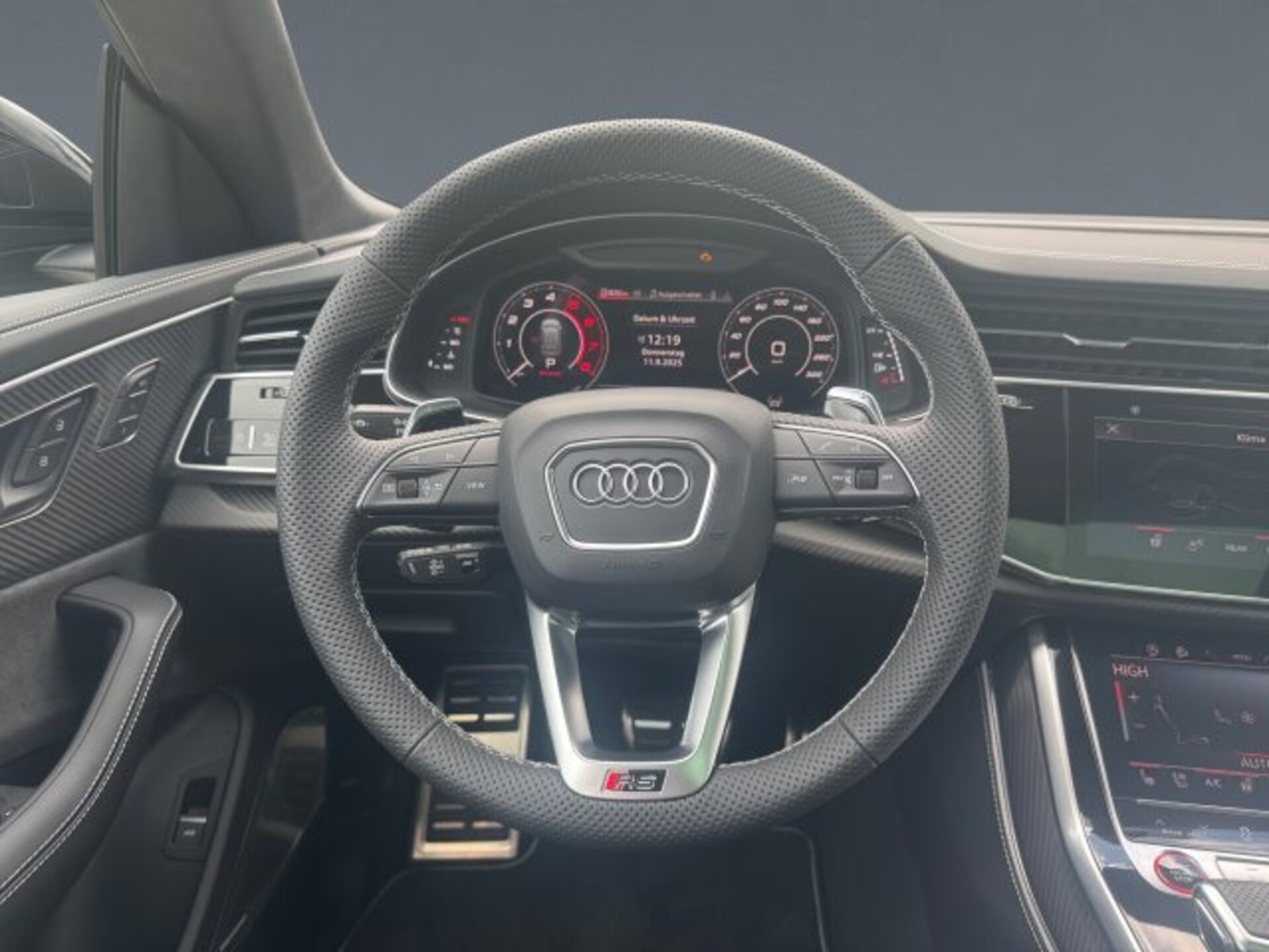 Audi RS Q8 SUV