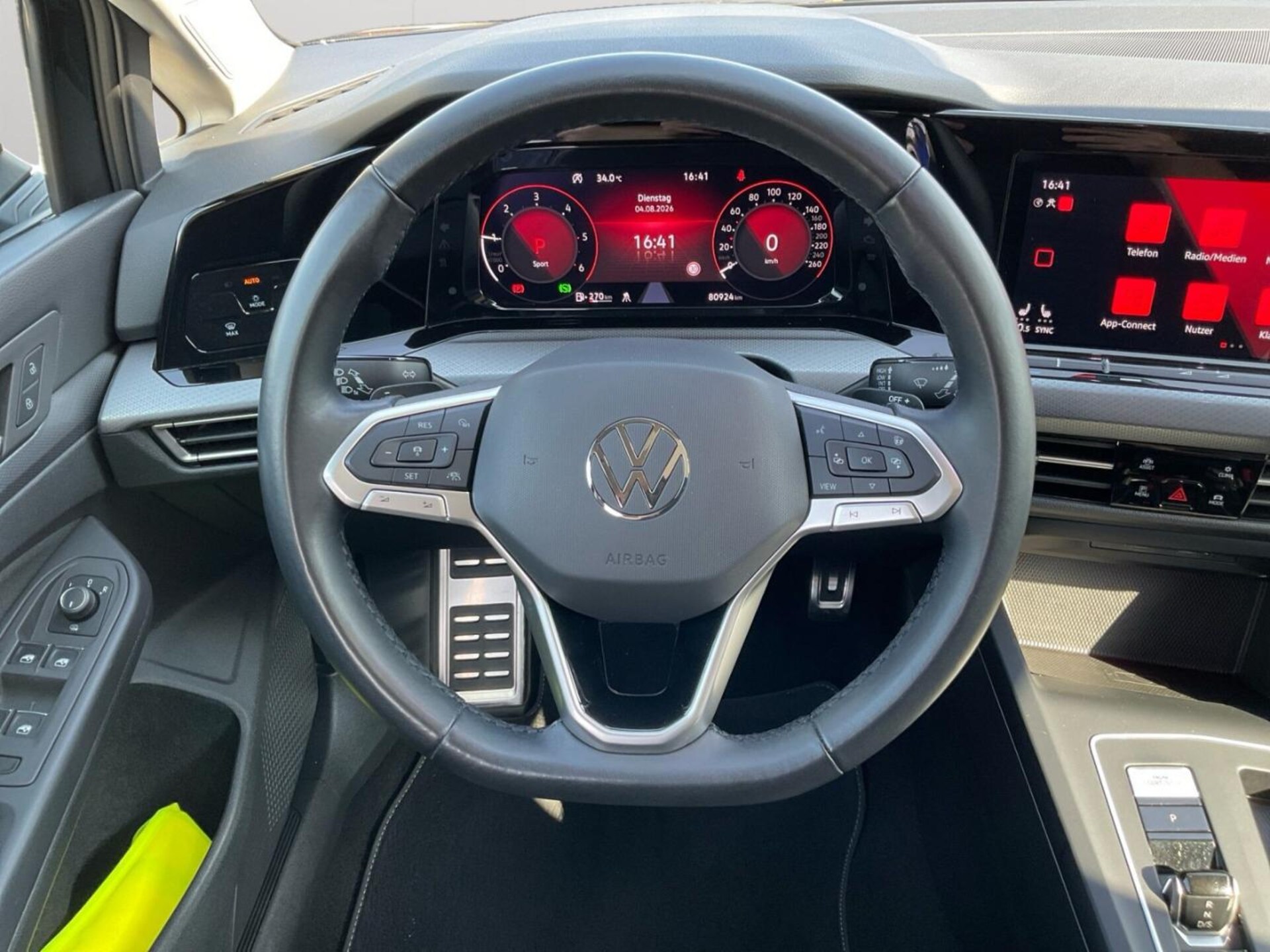 Volkswagen Golf Active