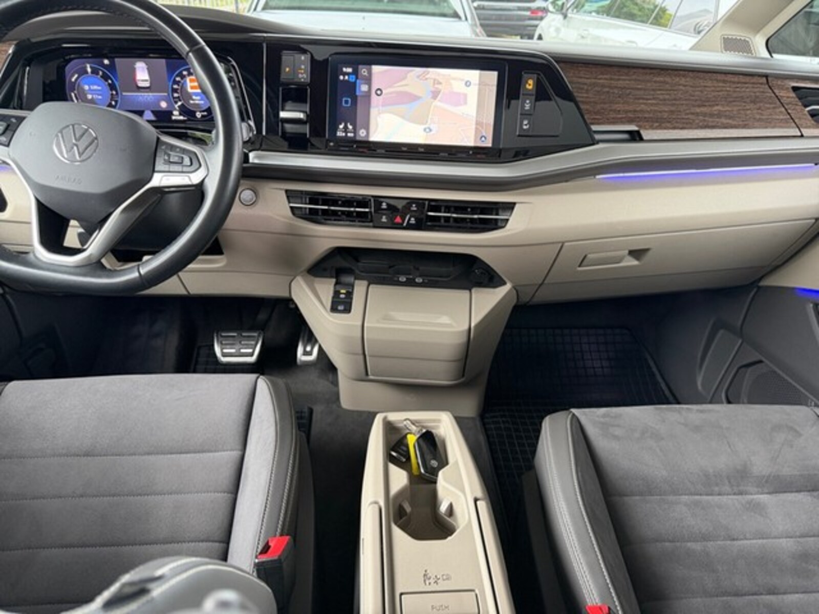 Volkswagen Multivan – Bild 15