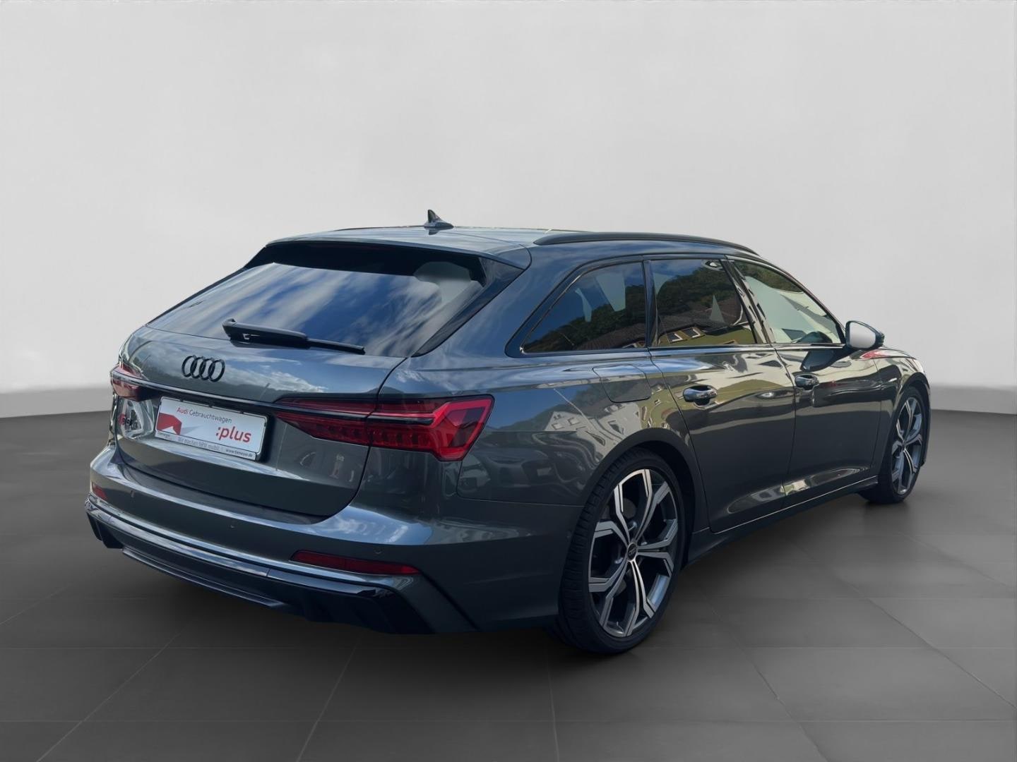 Bild über Audi S6 Avant S6 Avant TDI 253(344) kW(PS) tiptronic - für weitere Informationen kontaktieren Sie den Audi Partner