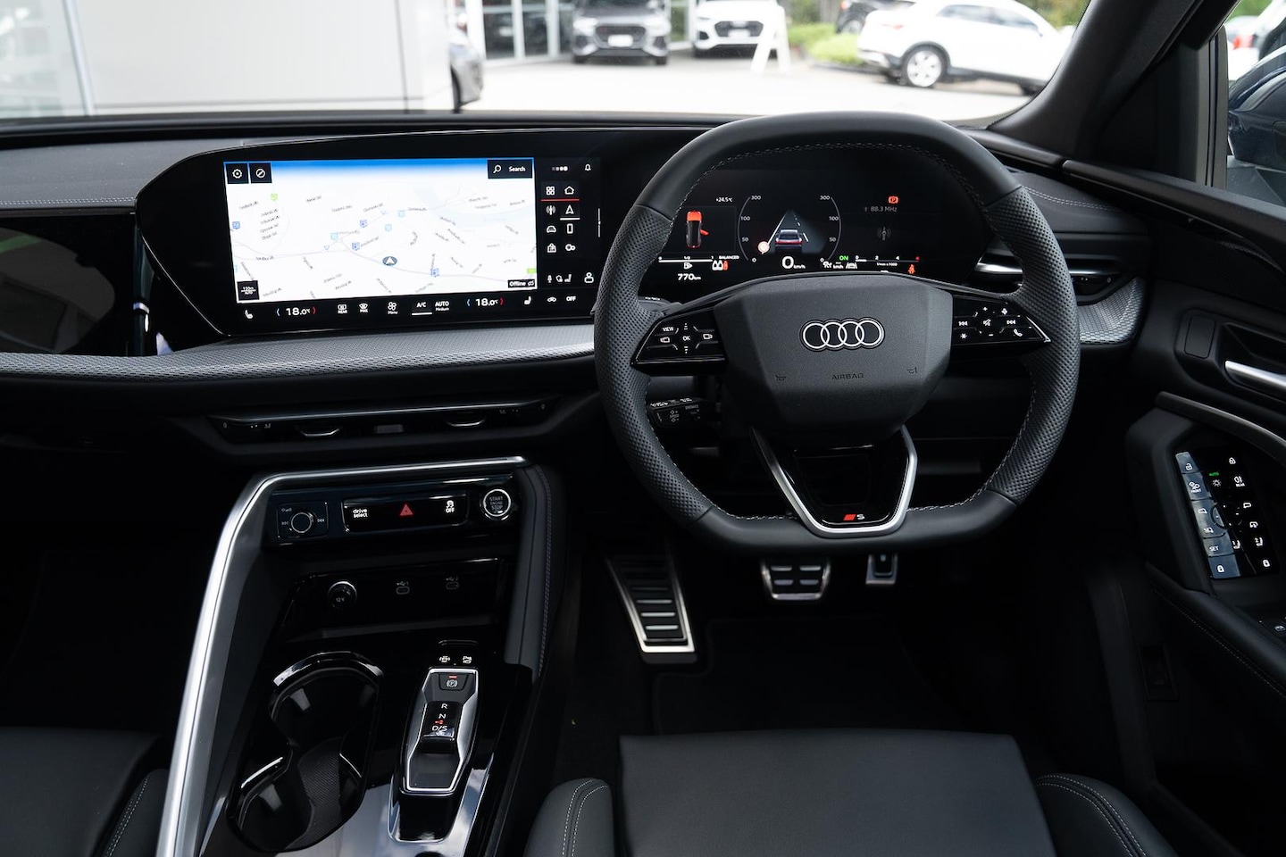 Image about Audi Q5 SUV TDI quattro 150 kW sport