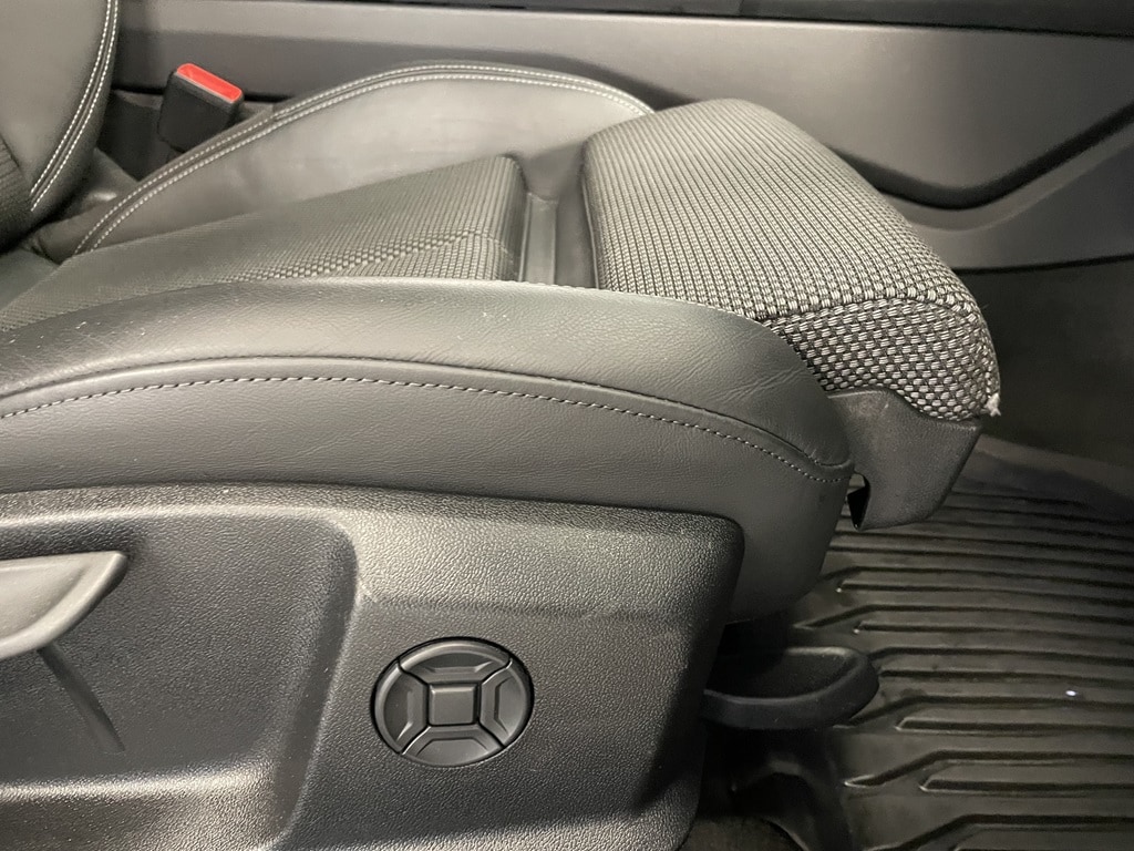 Bild som visar Audi A6 Avant A6 Avant 40 TDI quattro S line 204 hk S tronic - för mer information kontakta din Audi Partner