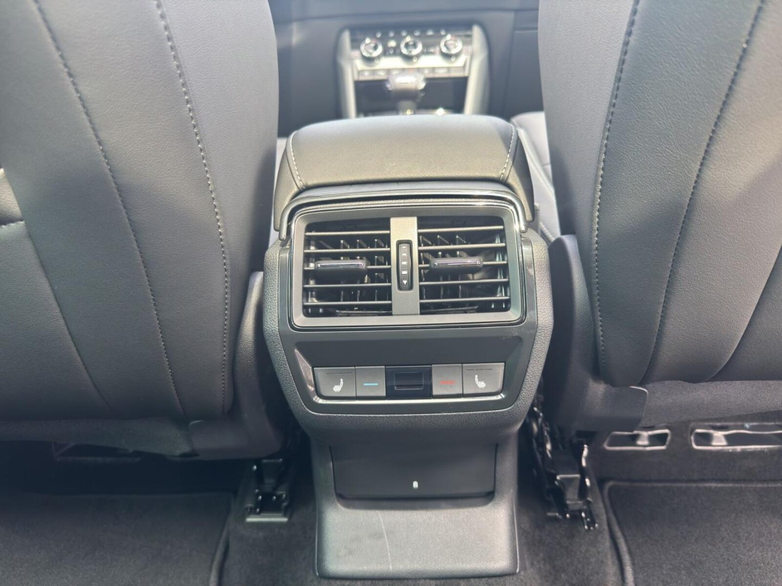 Škoda Karoq – Bild 6