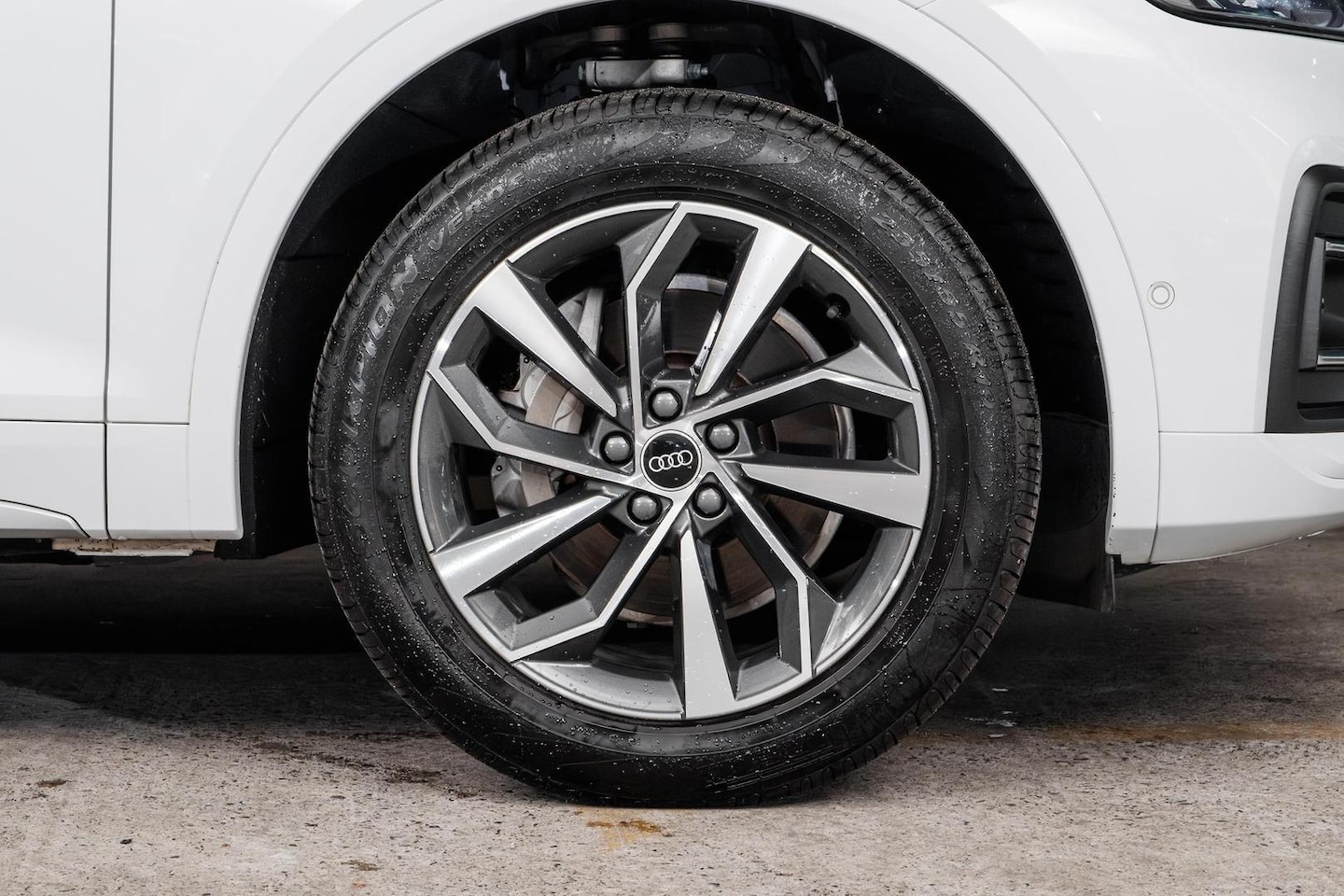 Image about Audi Q5 sport 45 TFSI quattro S tronic