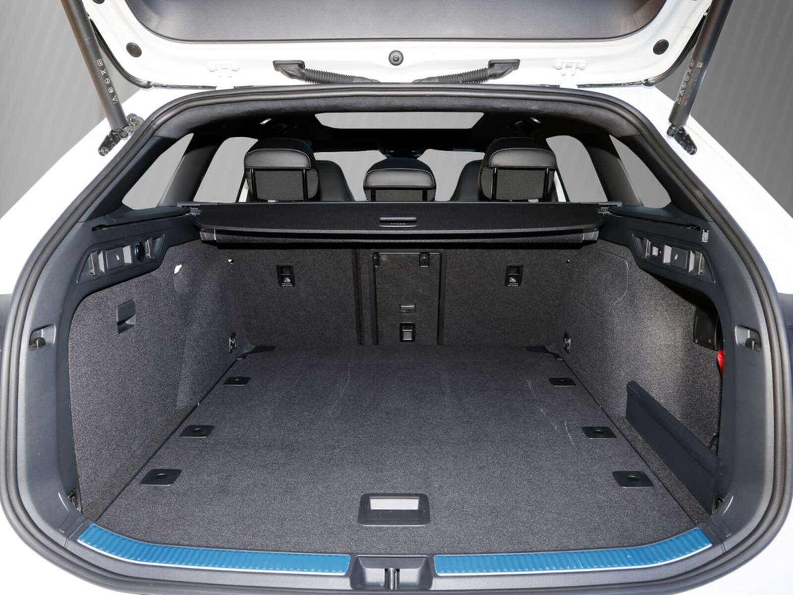 Volkswagen Passat – Bild 6
