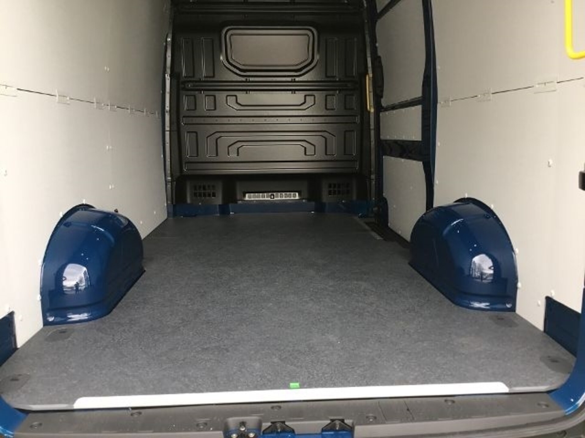 Volkswagen Crafter Kasten mittlerer Radstand