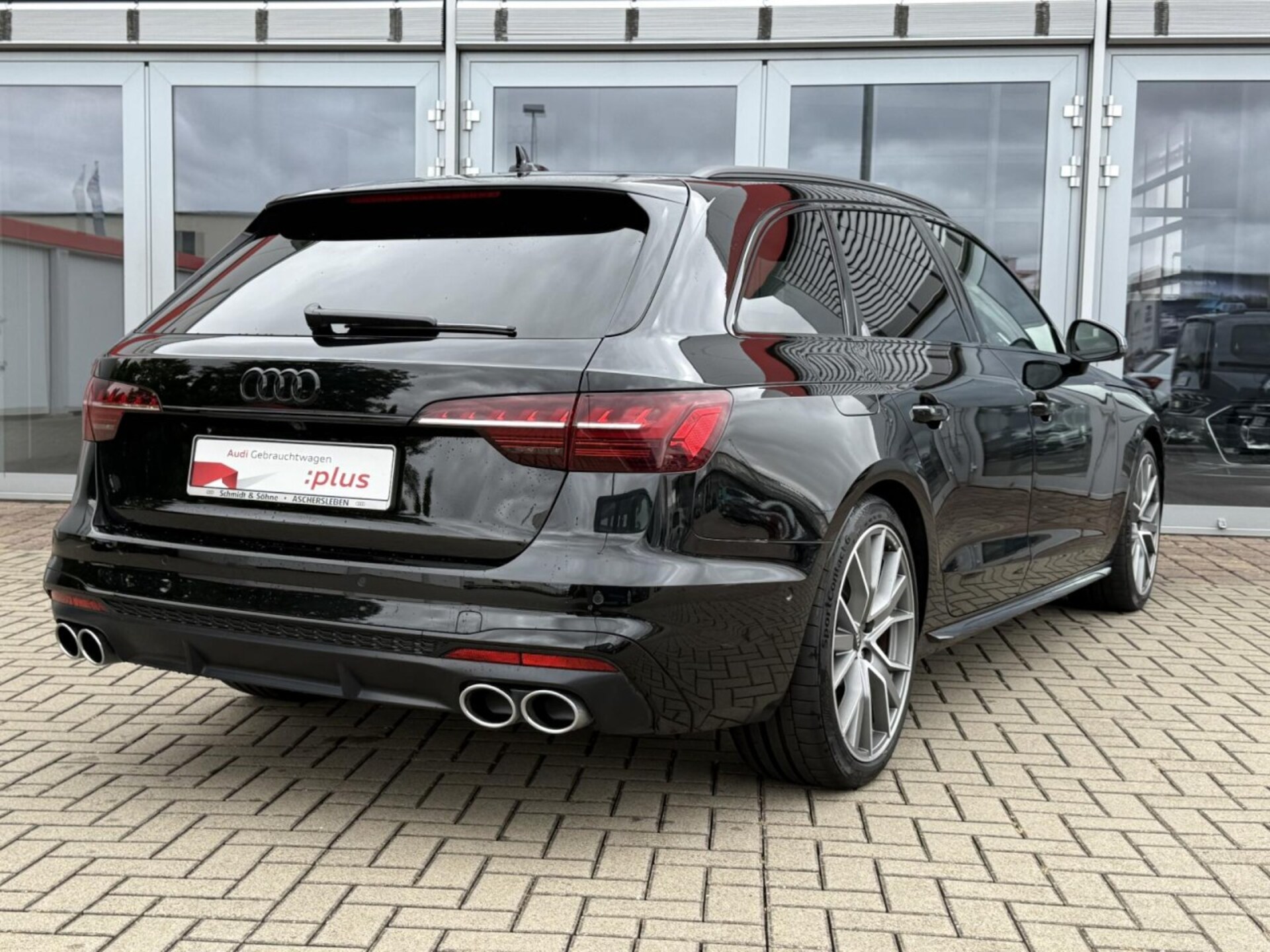 Audi S4 Avant
