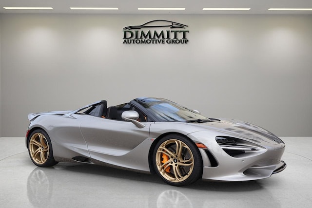 2025 McLaren 750S