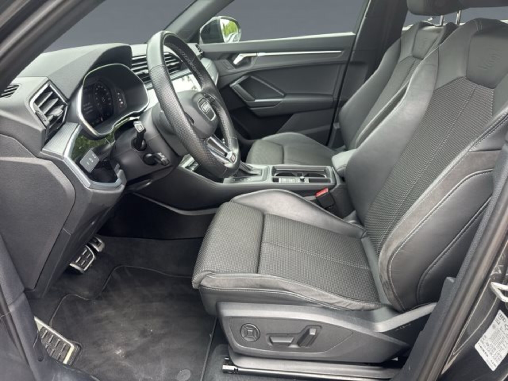 Audi Q3 SUV S line