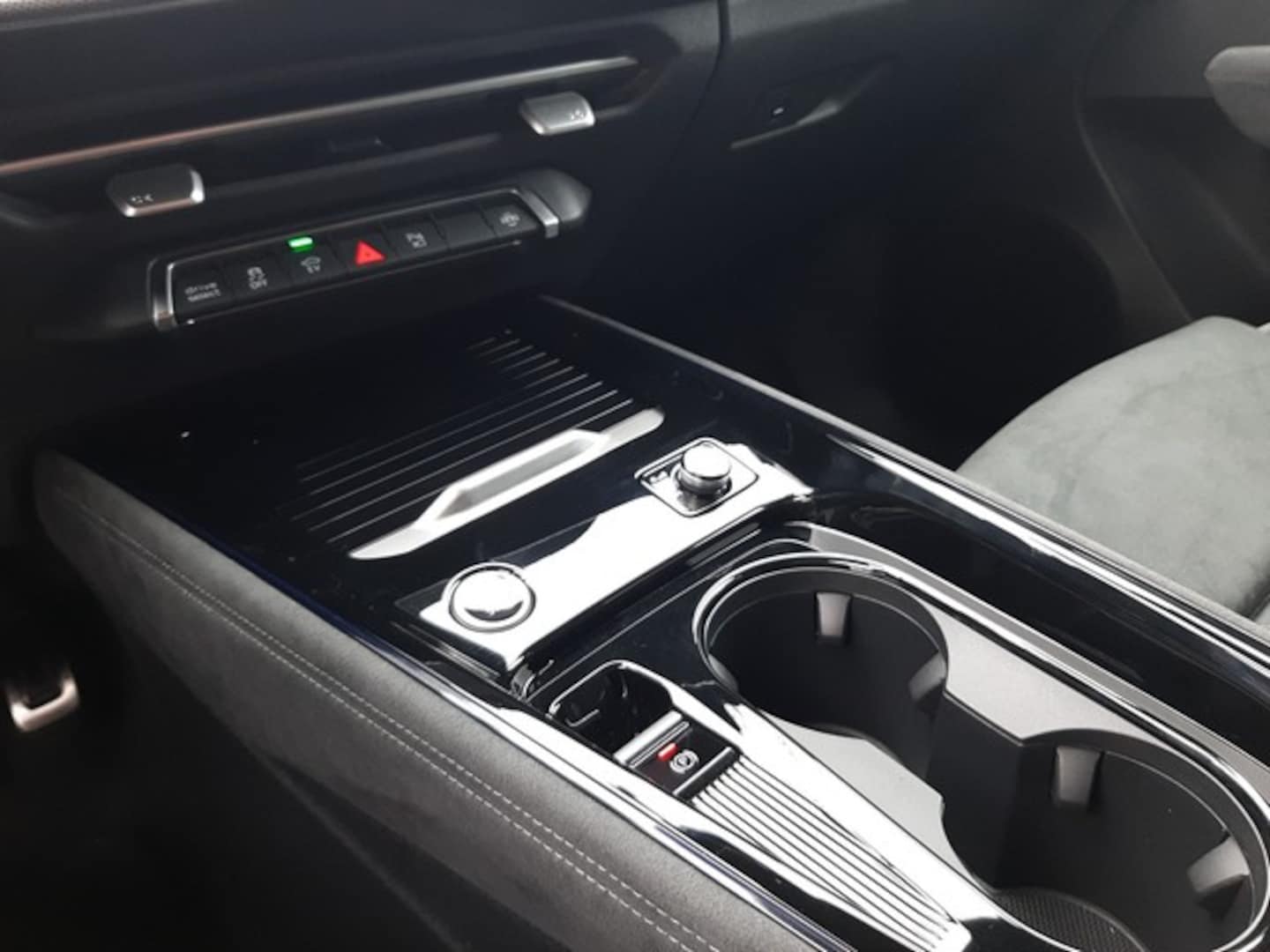 Bild über Audi Q3 SUV e-hybrid e-hybrid 200 kW S tronic - für weitere Informationen kontaktieren Sie den Audi Partner