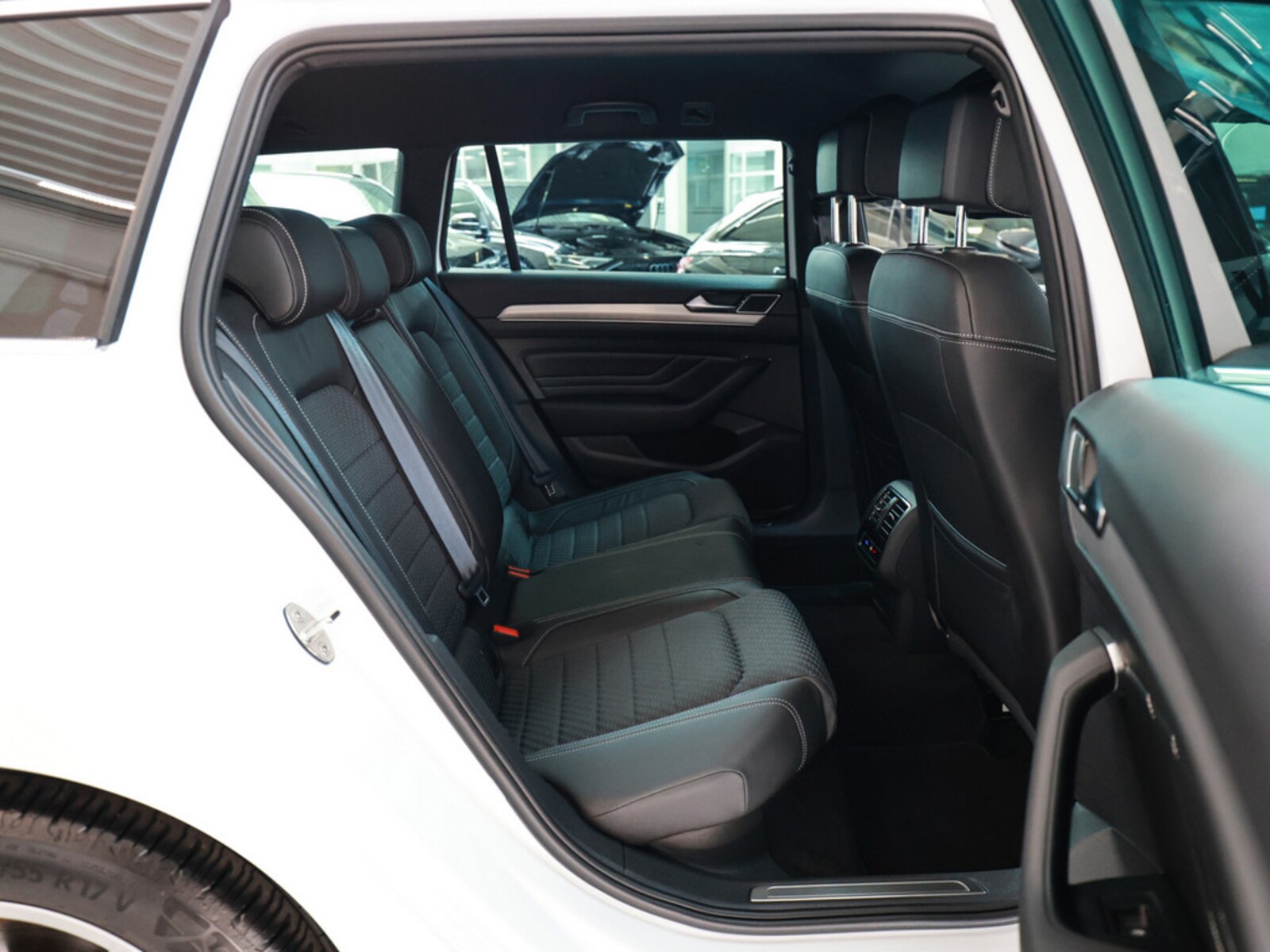 Volkswagen Passat Variant – Bild 7