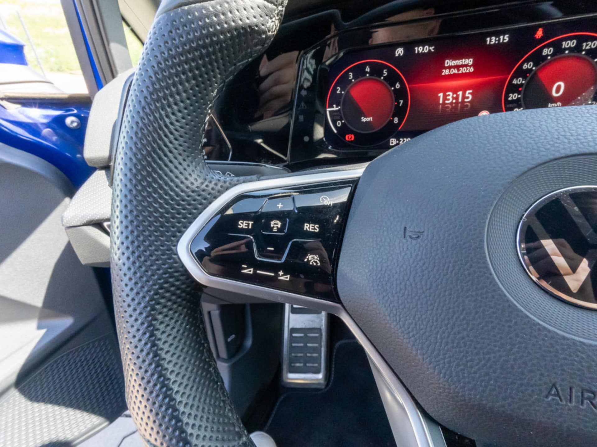 Volkswagen Golf Variant R-Line