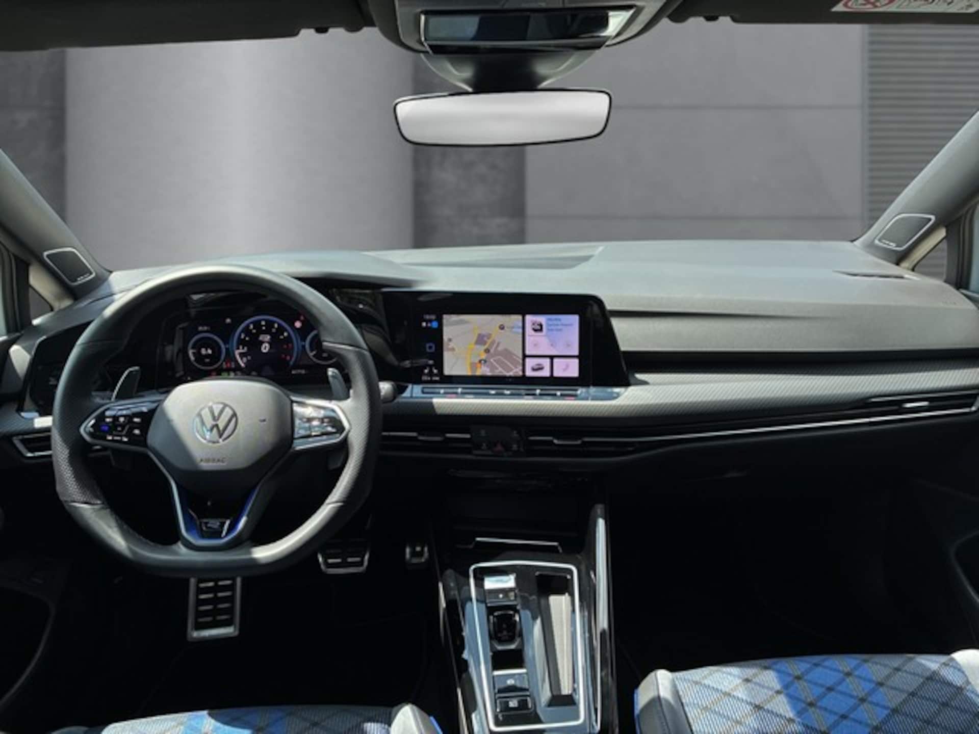 Volkswagen Golf Variant R