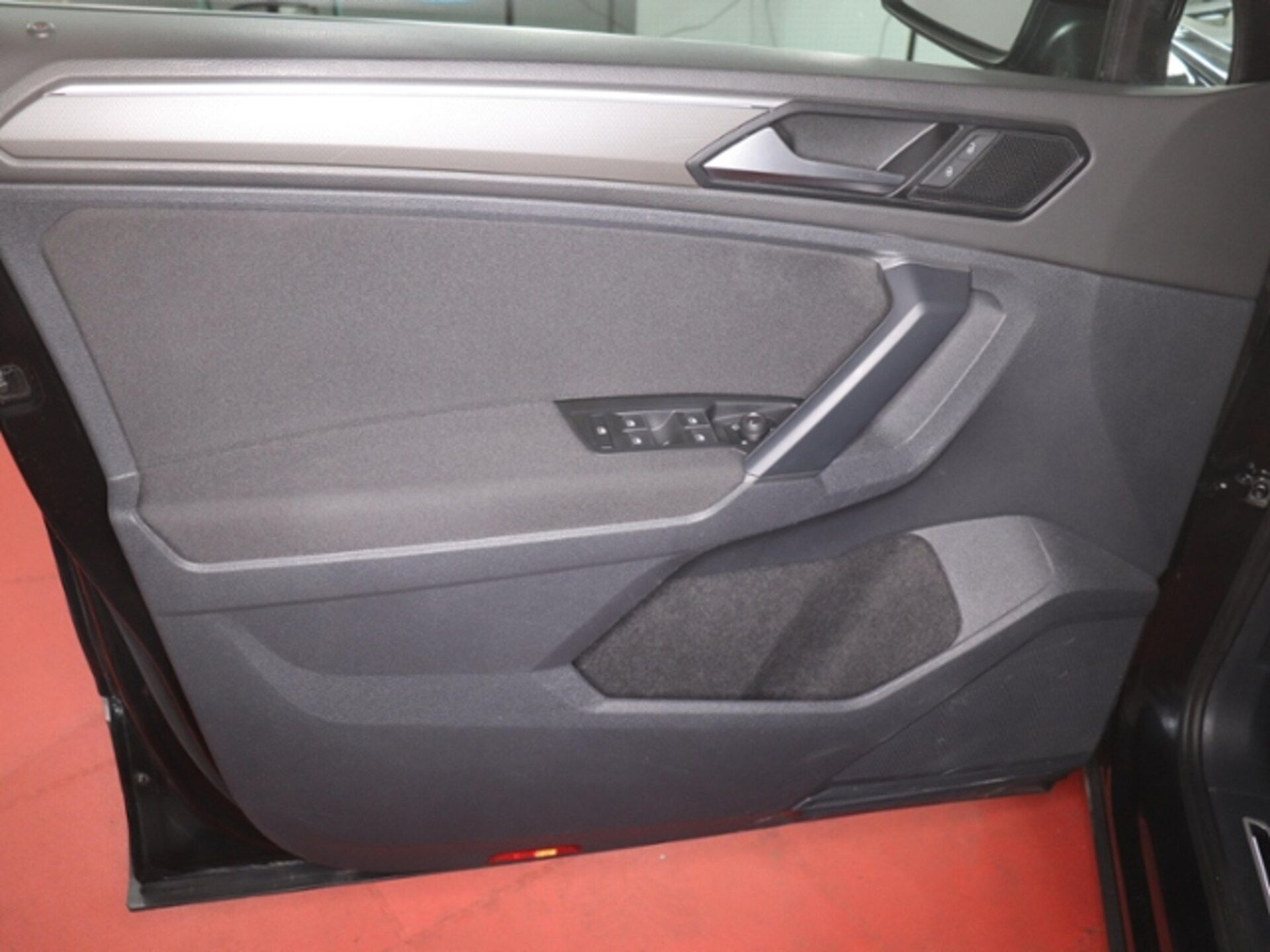 Volkswagen Tiguan IQ.DRIVE