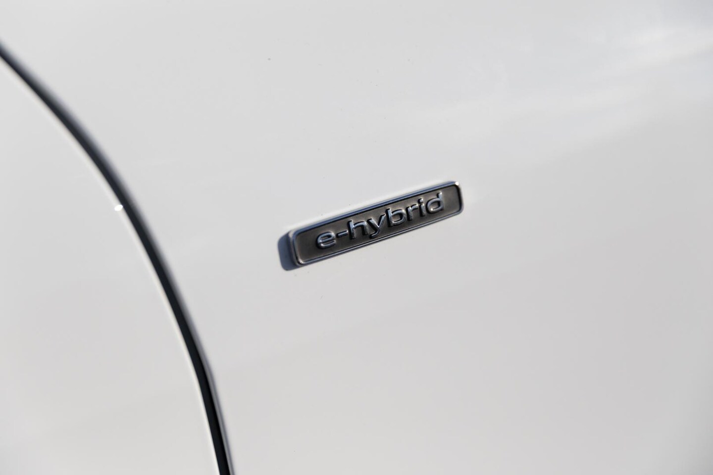 Image about Audi Q5 SUV e-hybrid quattro S tronic